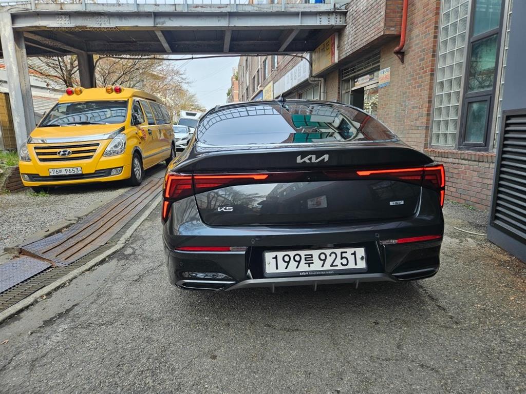 KIA K5 - Vista 5