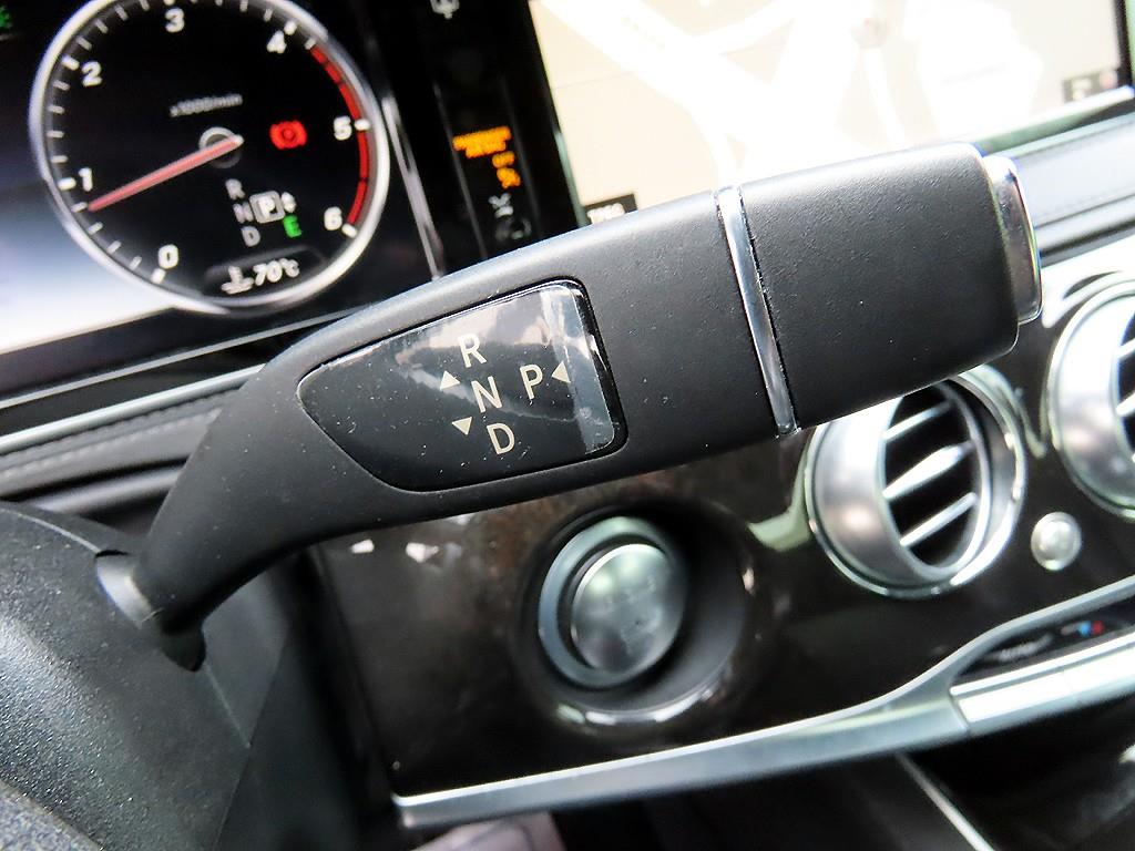 Mercedes Benz S Class - Vista 10