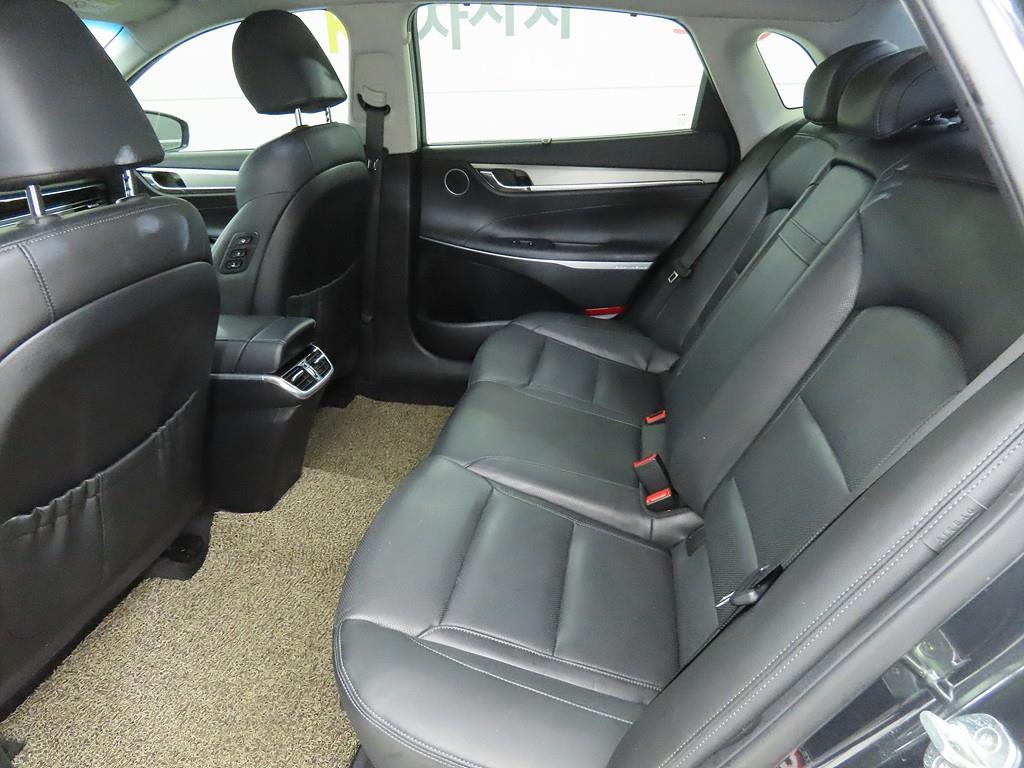 HYUNDAI Grandeur - Vista 6