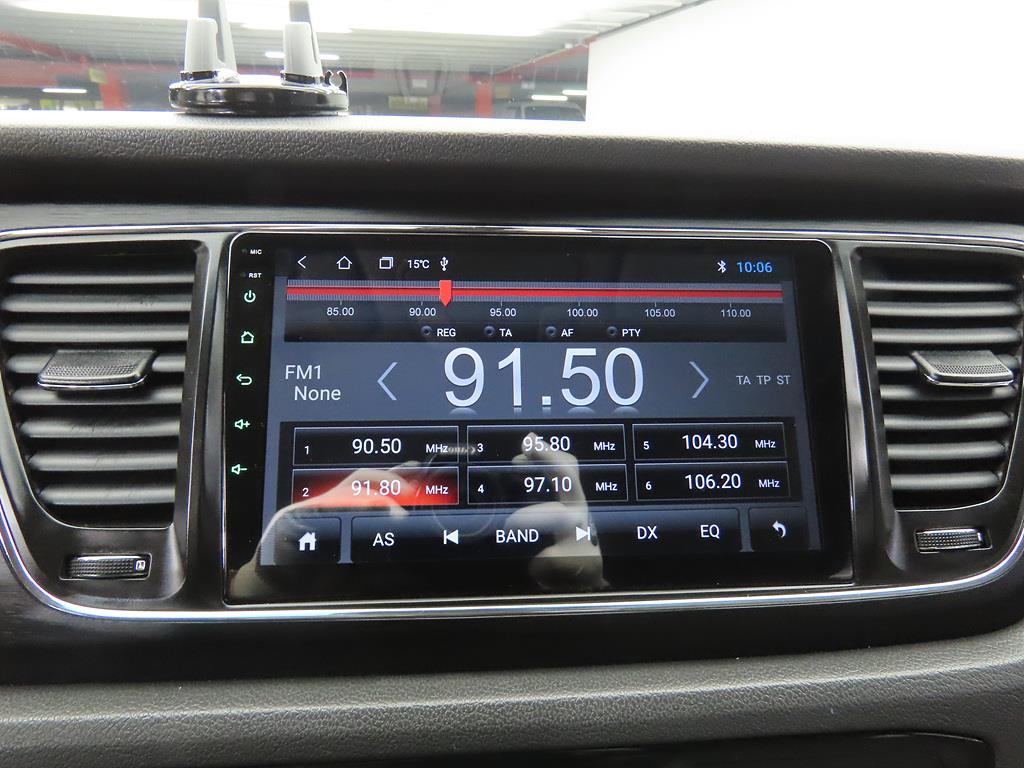 KIA Carnival - Vista 10