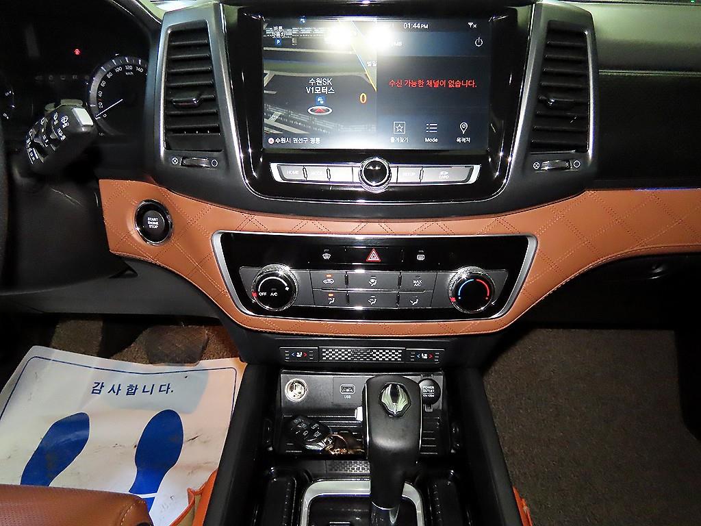 Ssangyong Rexton - Vista 11