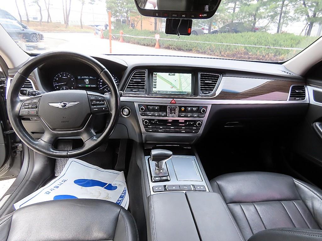 Genesis G80 - Vista 7