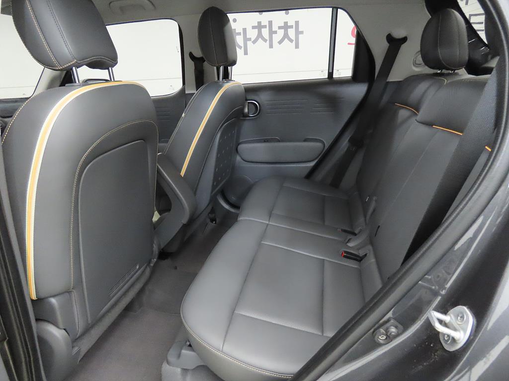 HYUNDAI Casper - Vista 6