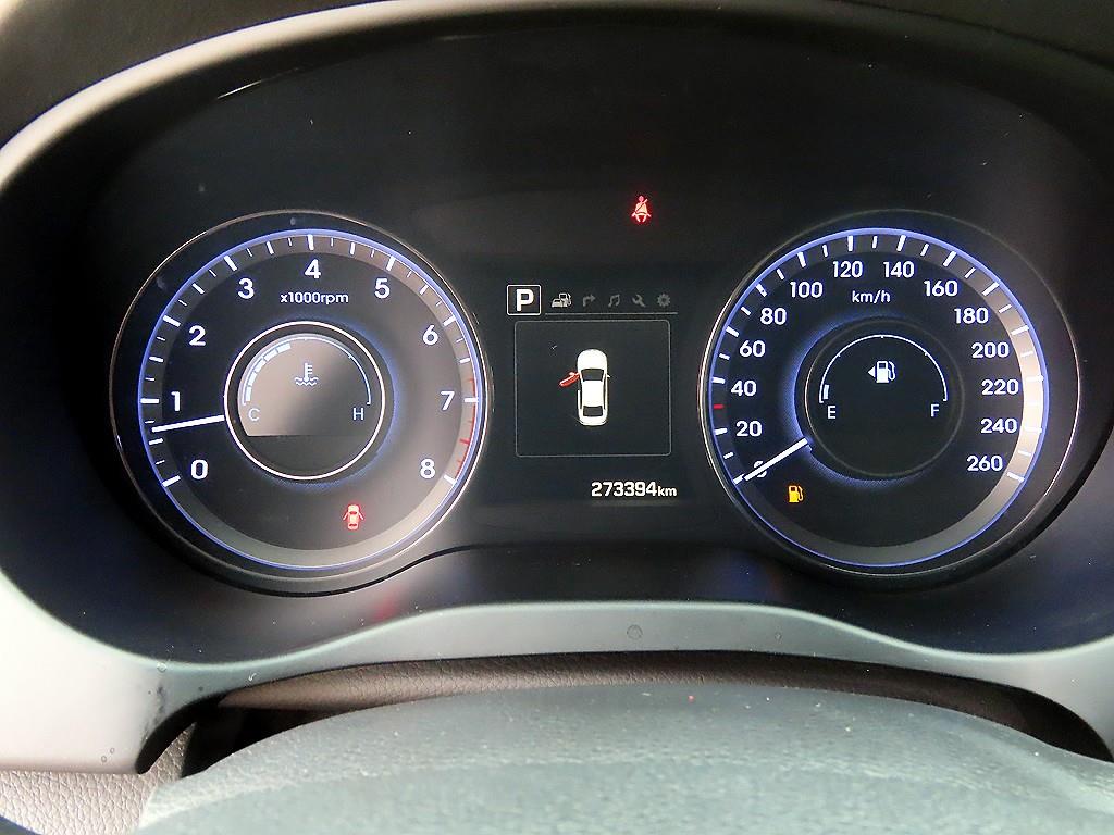 HYUNDAI Aslan - Vista 8