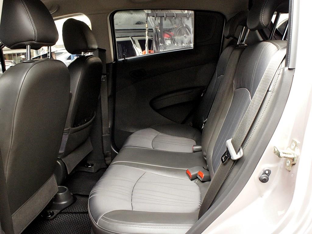 Chevrolet Spark - Vista 10