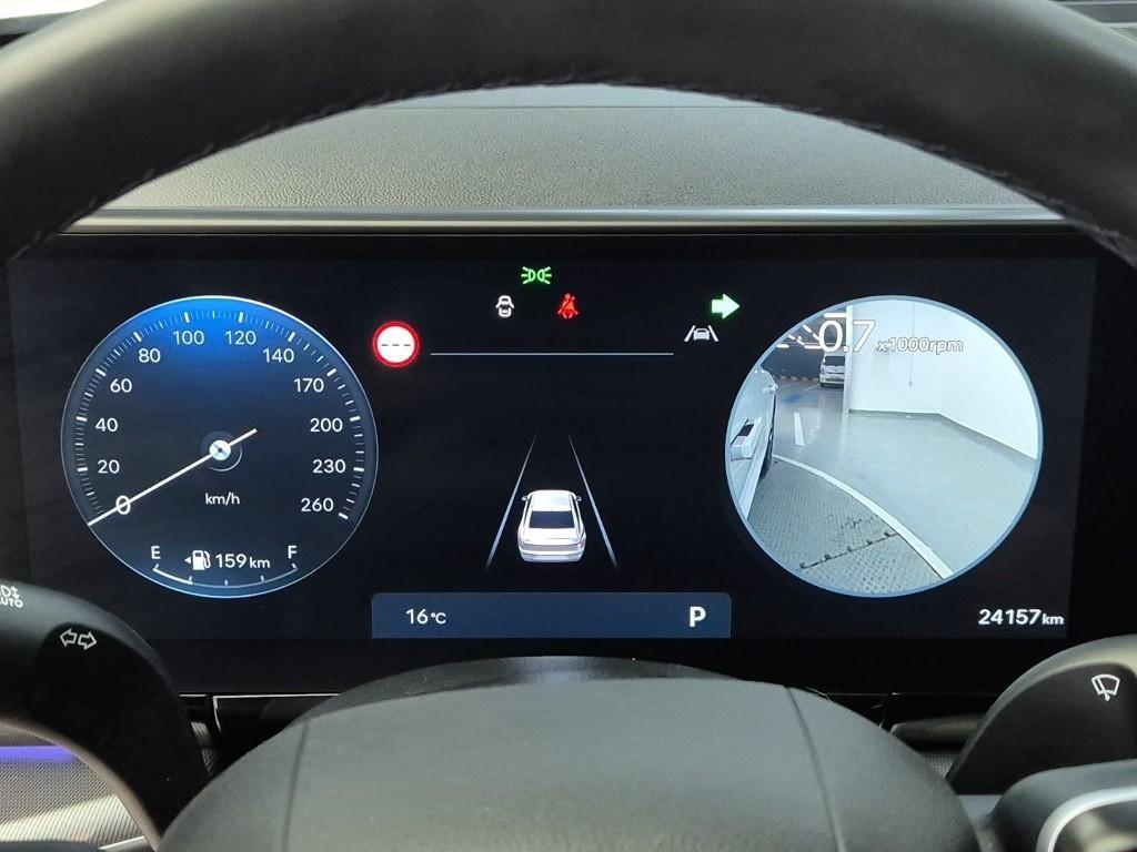 HYUNDAI Grandeur - Vista 6