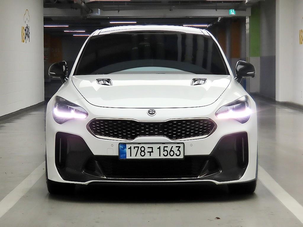 KIA Stinger 2021 Blanco - Importación desde Corea - HF Imports Iquique - Foto 1