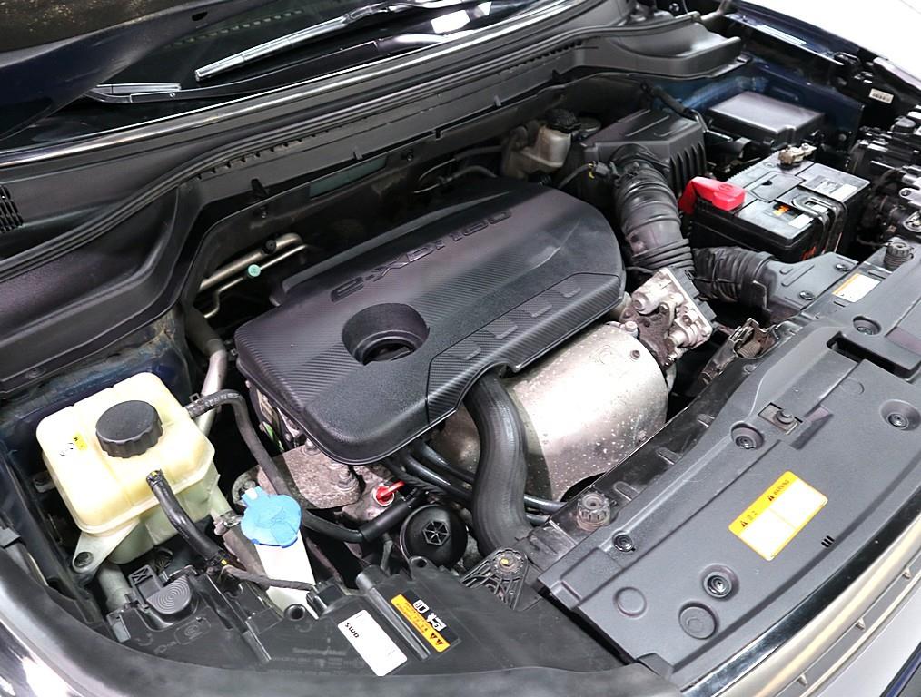 Ssangyong Tivoli - Vista 6