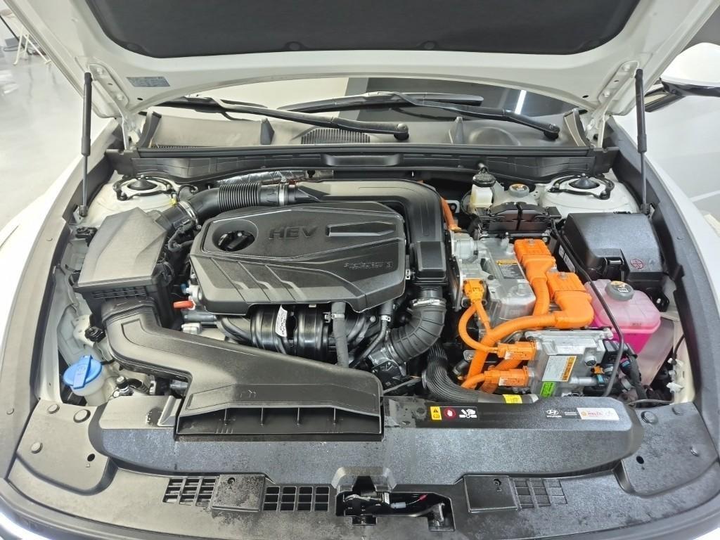 HYUNDAI Sonata - Vista 6