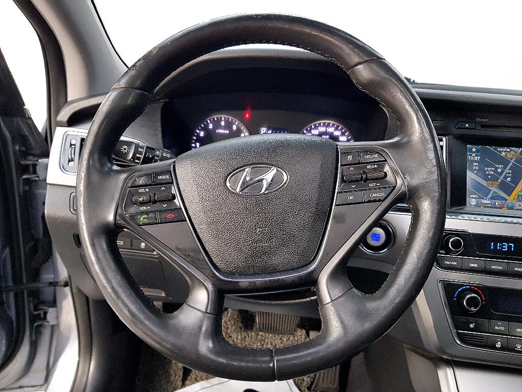 HYUNDAI Sonata - Vista 12