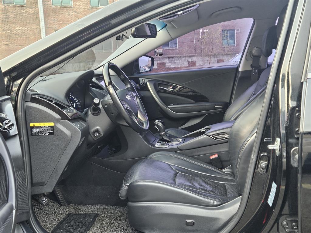 HYUNDAI Grandeur - Vista 6