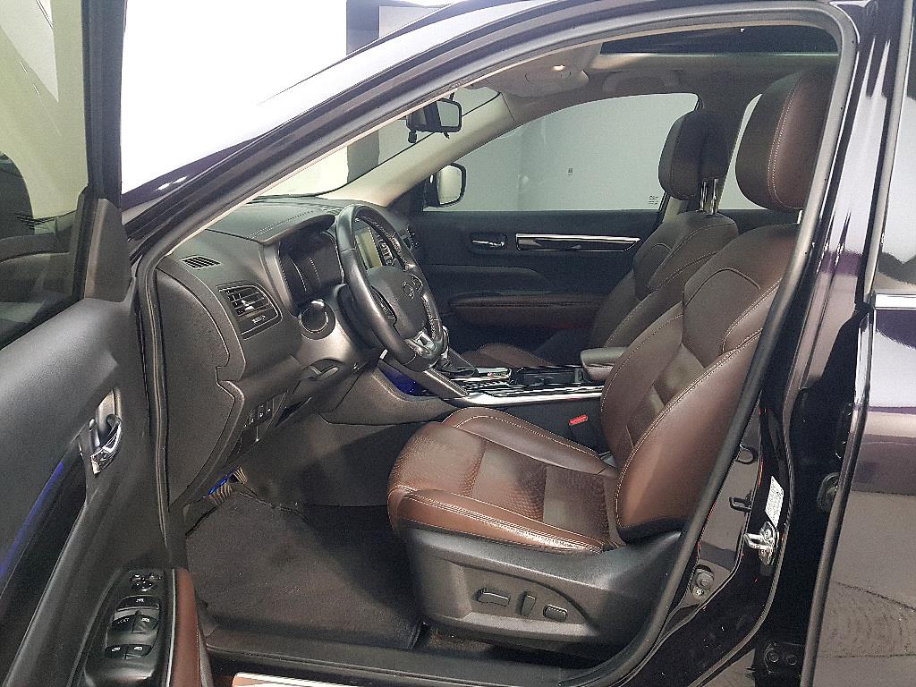 SAMSUNG QM6 - Vista 8