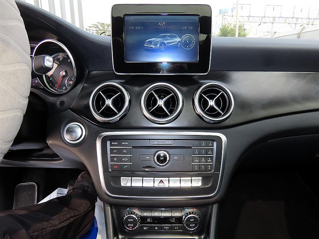 Mercedes Benz GLA Class 2018 Blanco - Importación desde Corea - HF Imports Iquique - Foto 14