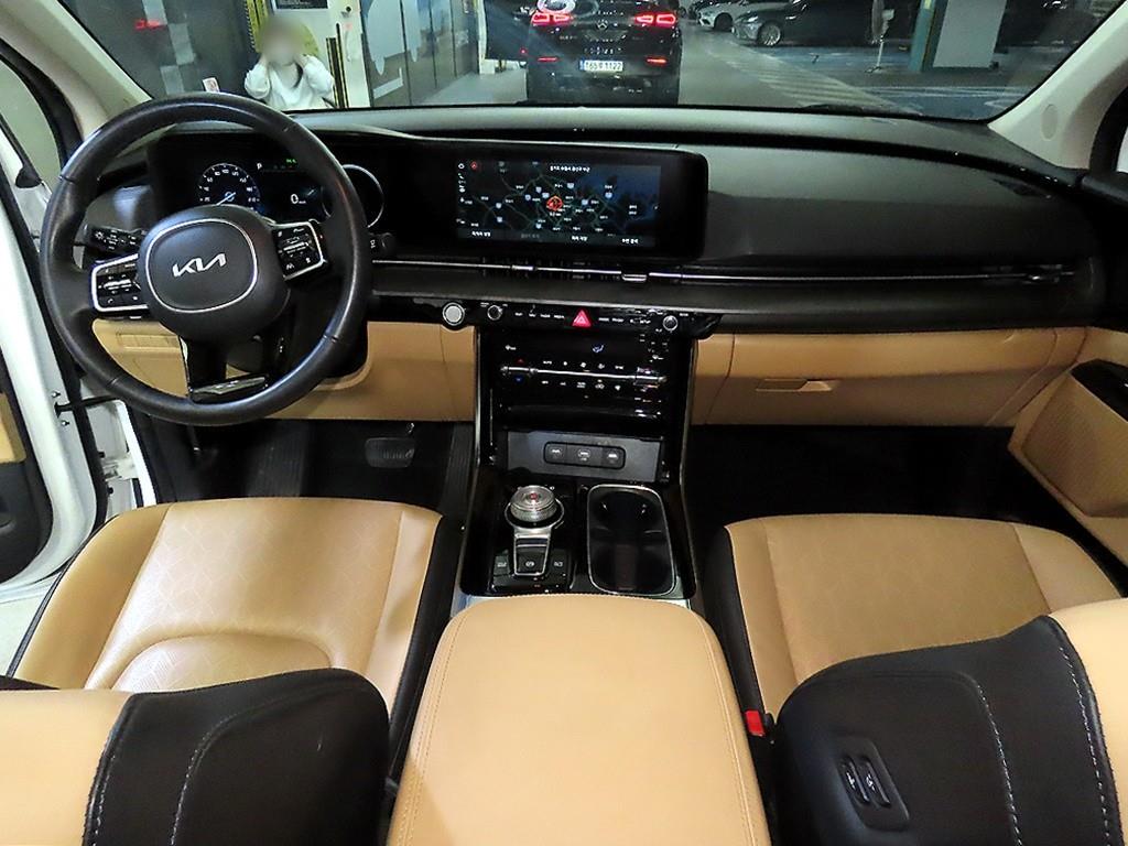 KIA Carnival - Vista 10