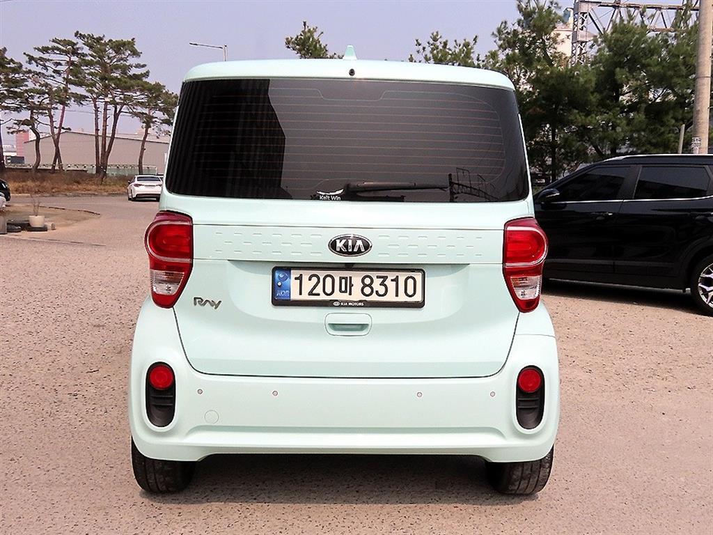 KIA Ray - Vista 4