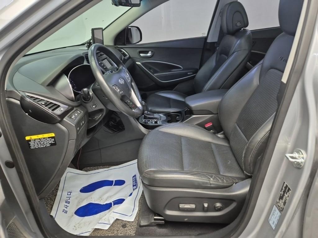 HYUNDAI Maxcruz - Vista 10