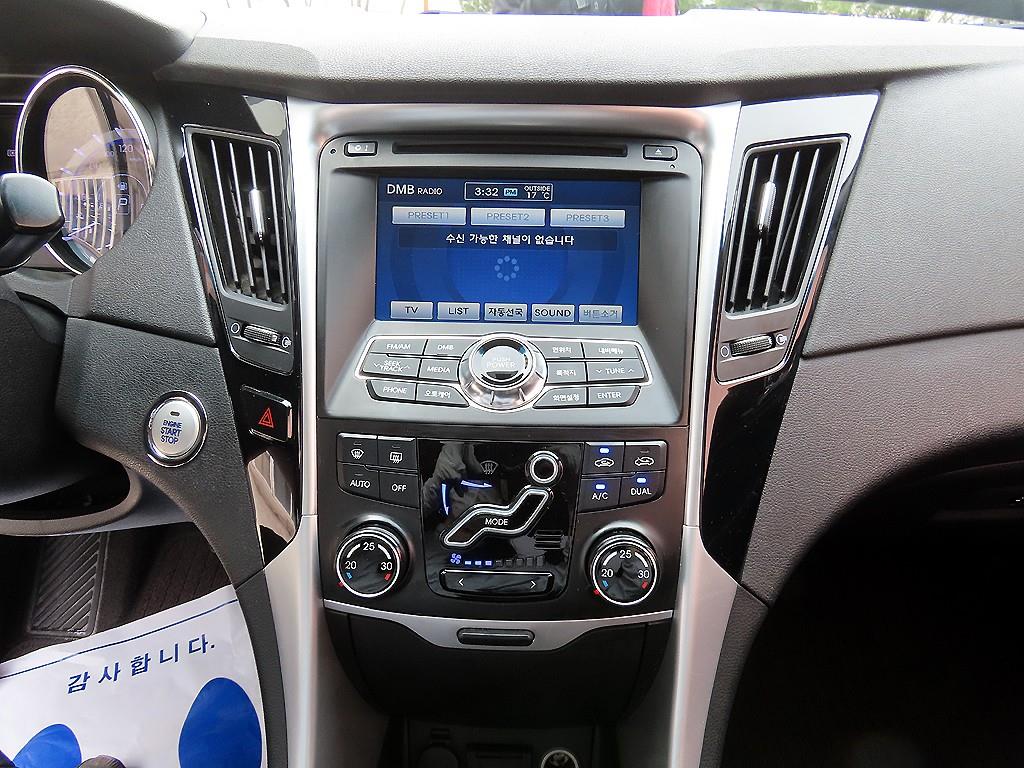 HYUNDAI Sonata 2010 Negro - Importación desde Corea - HF Imports Iquique - Foto 13