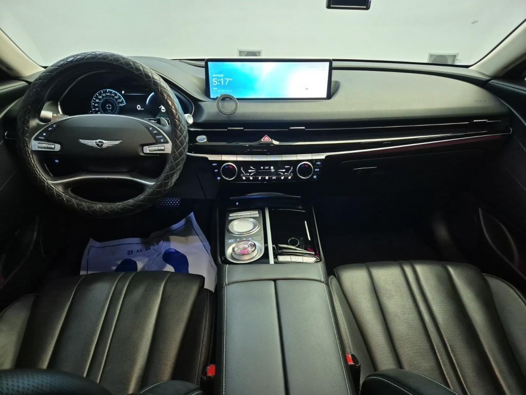 Genesis G80 - Vista 9