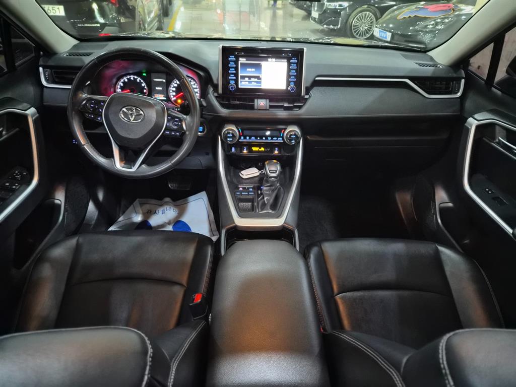 Toyota RAV4 - Vista 9