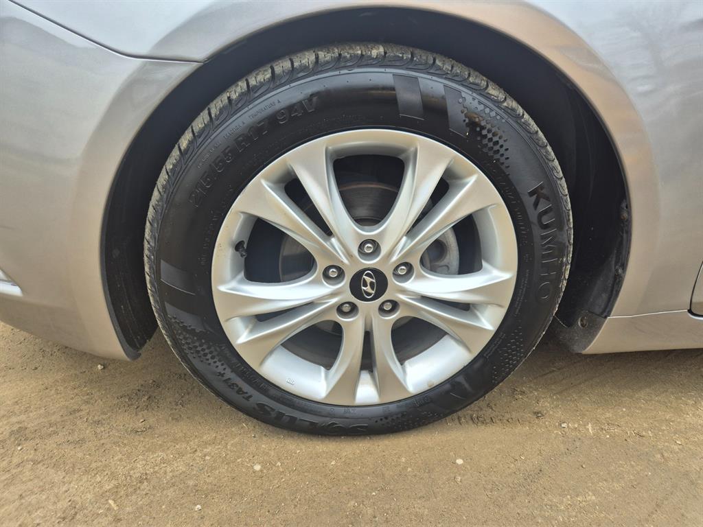 HYUNDAI Sonata - Vista 7