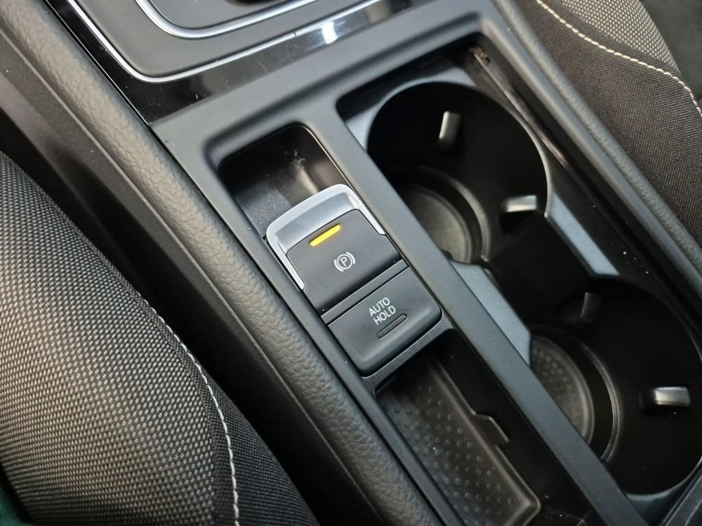 Volkswagen Golf 2013 Blanco - Importación desde Corea - HF Imports Iquique - Foto 17