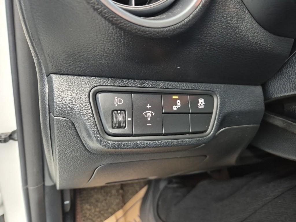 KIA K3 - Vista 8