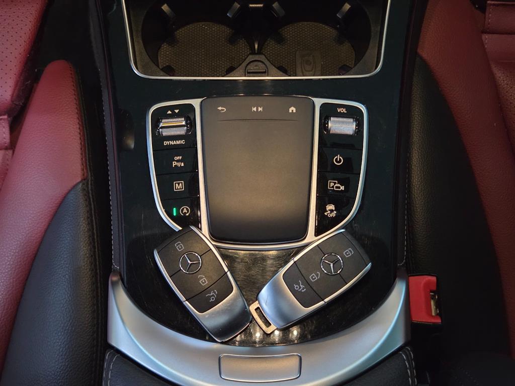 Mercedes Benz GLC Class 2021 Negro - Importación desde Corea - HF Imports Iquique - Foto 13