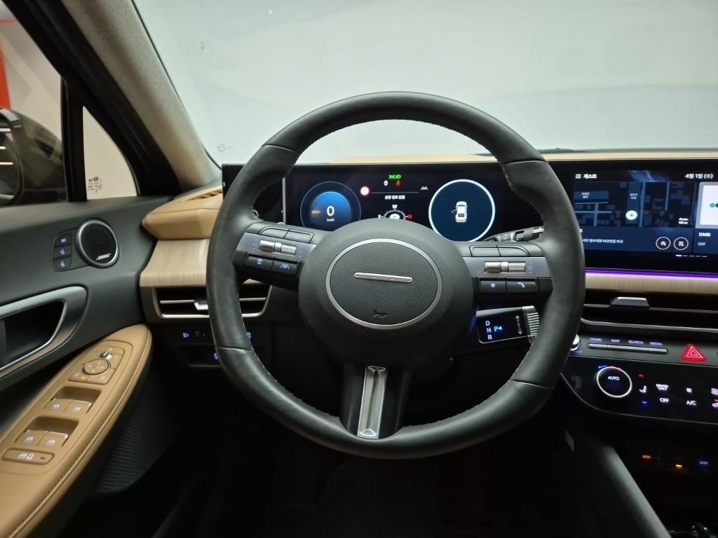 HYUNDAI Sonata - Vista 10