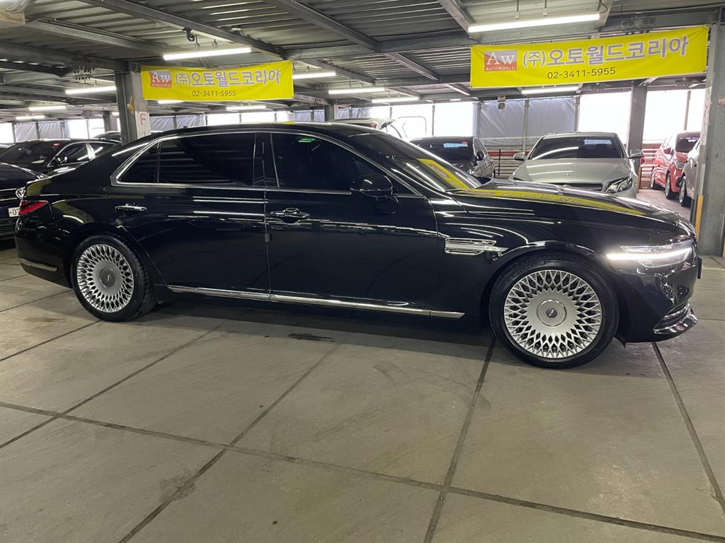 Genesis G90 - Vista 4