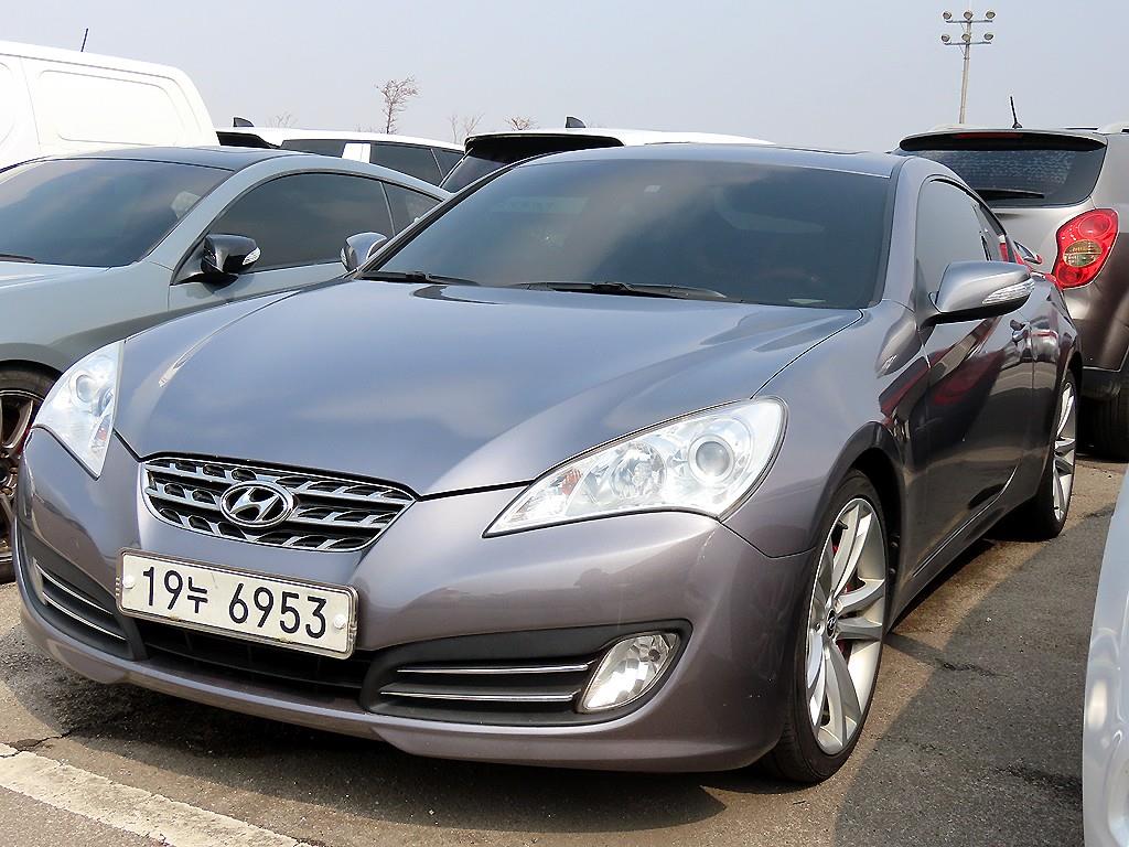 HYUNDAI Genesis - Vista 2