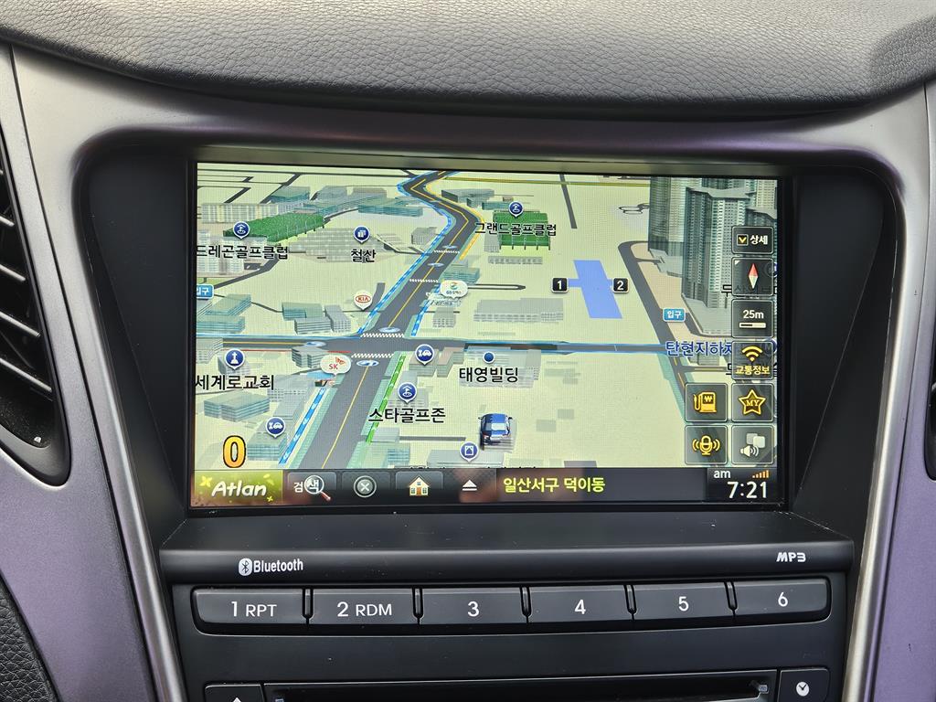 HYUNDAI Grandeur - Vista 11