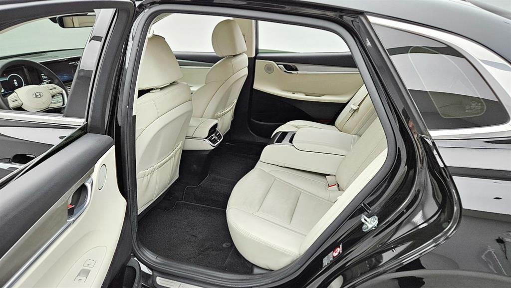 HYUNDAI Grandeur - Vista 8