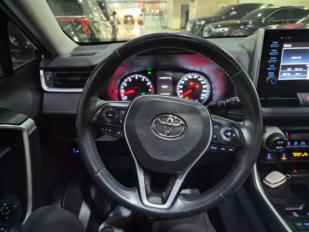 Toyota RAV4 - Vista 8