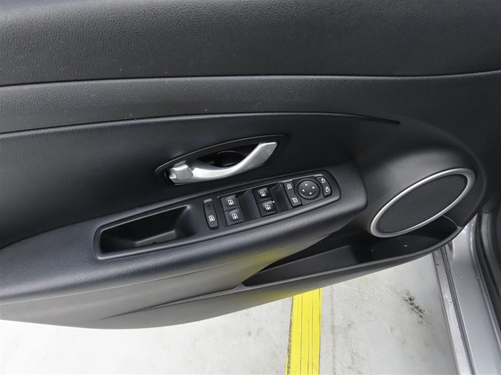 SAMSUNG SM3 - Vista 11