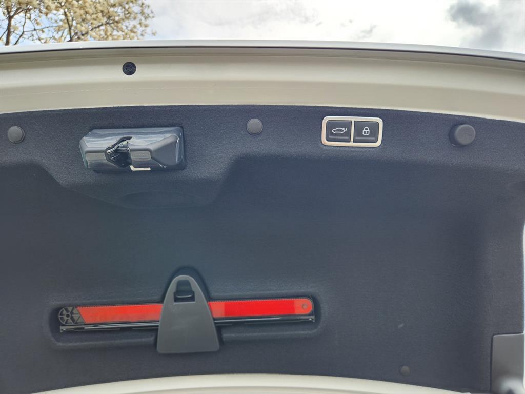 HYUNDAI Grandeur - Vista 6