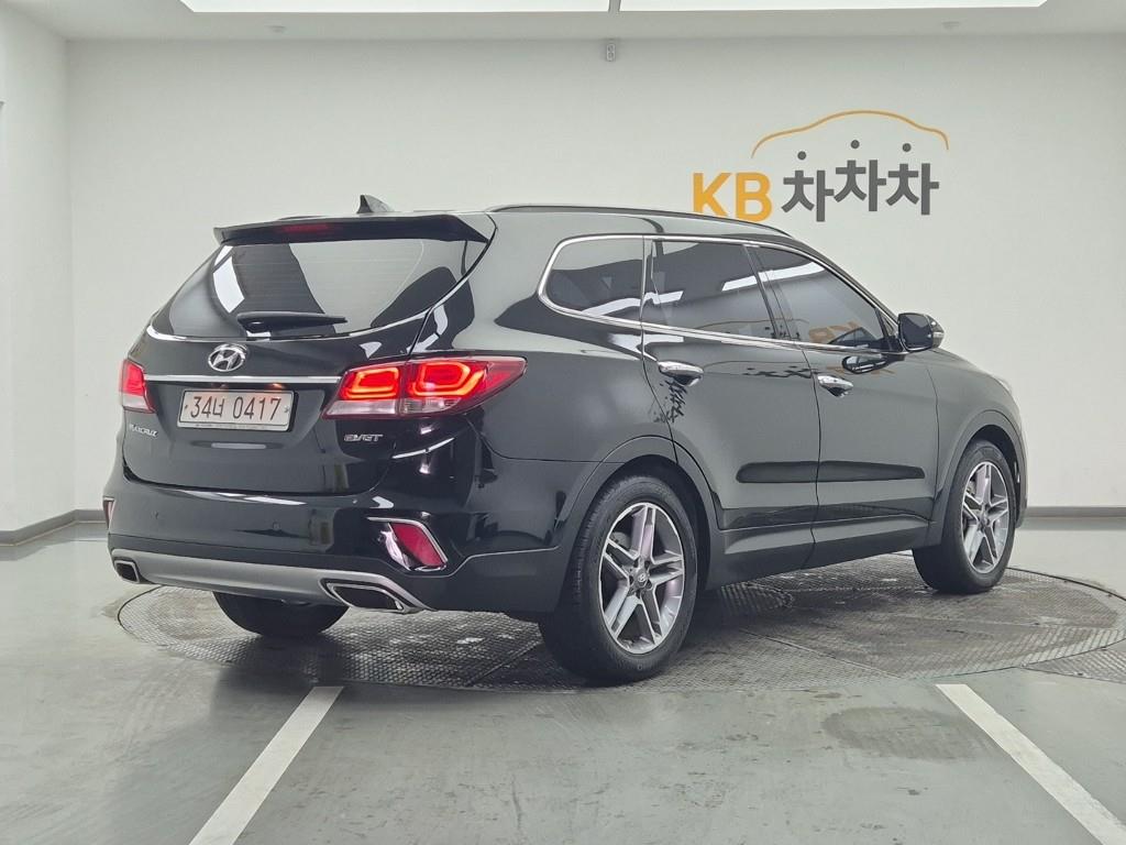 HYUNDAI Maxcruz - Vista 4