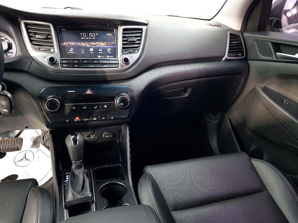 HYUNDAI Tucson - Vista 10
