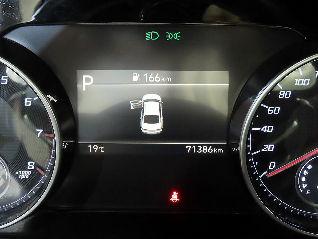 HYUNDAI Grandeur - Vista 9