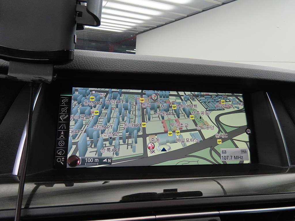 BMW 5 Series - Vista 11