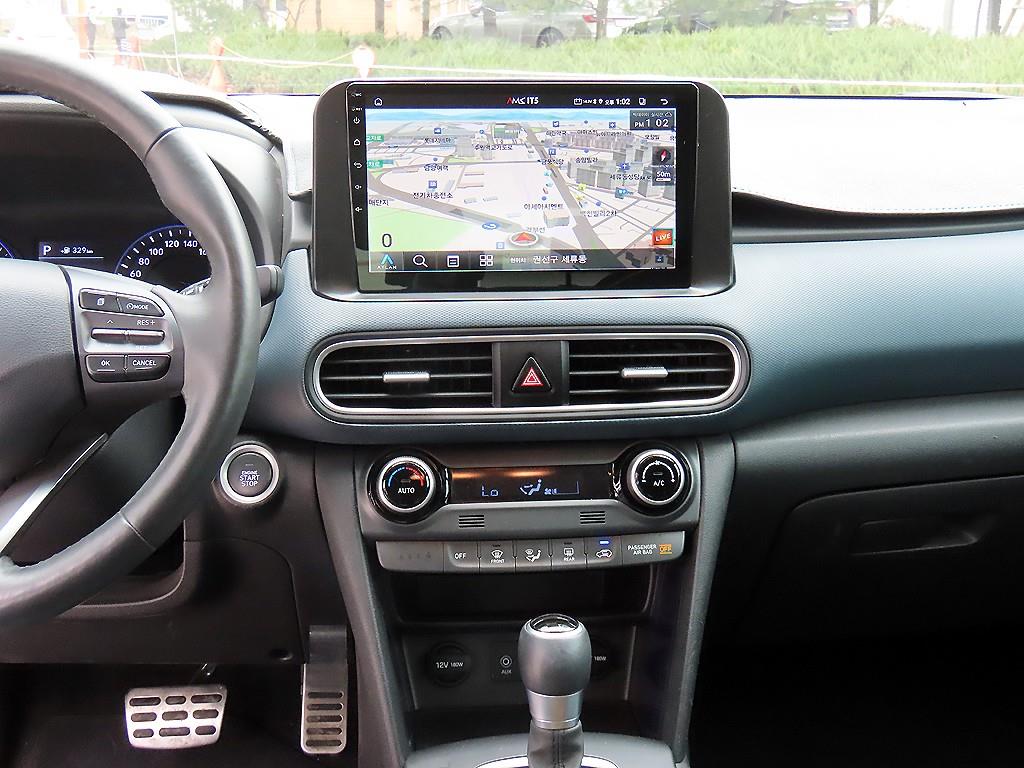 HYUNDAI Kona - Vista 11