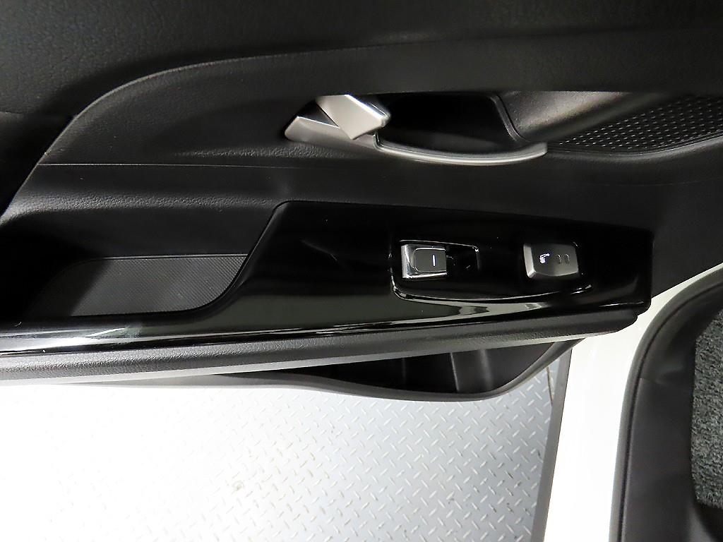 Ssangyong Korando - Vista 12