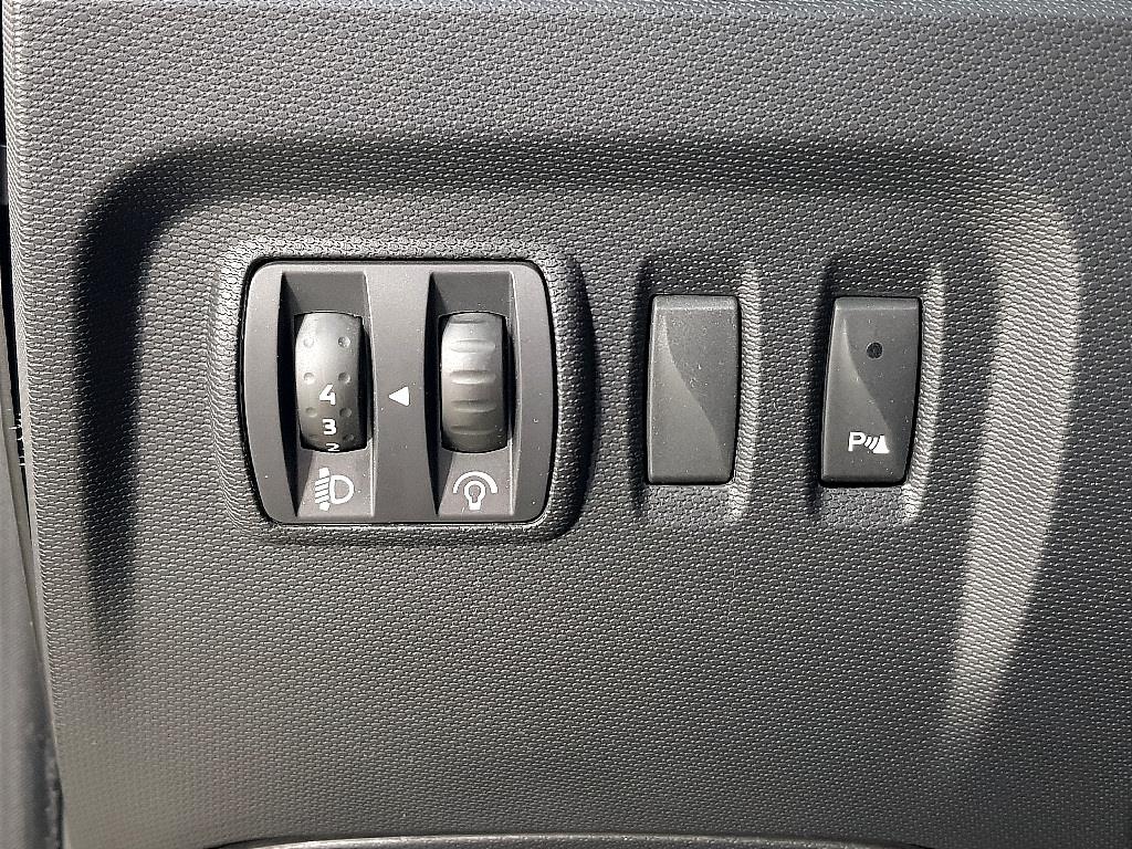 SAMSUNG QM3 - Vista 11