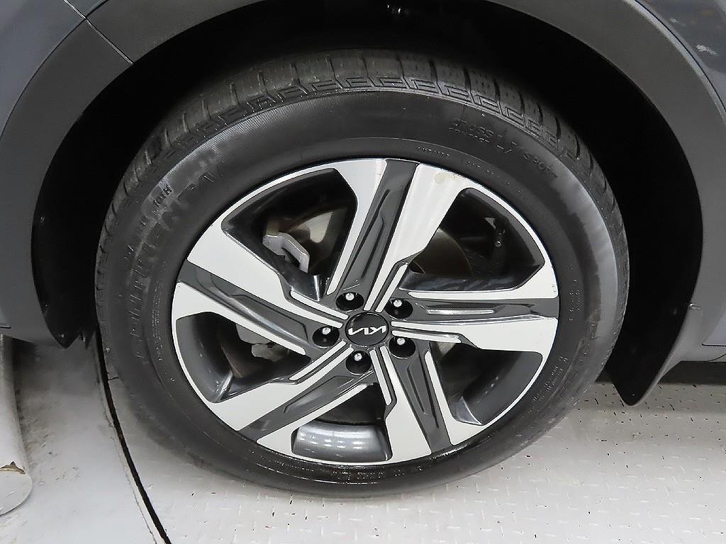 KIA Sorento - Vista 9