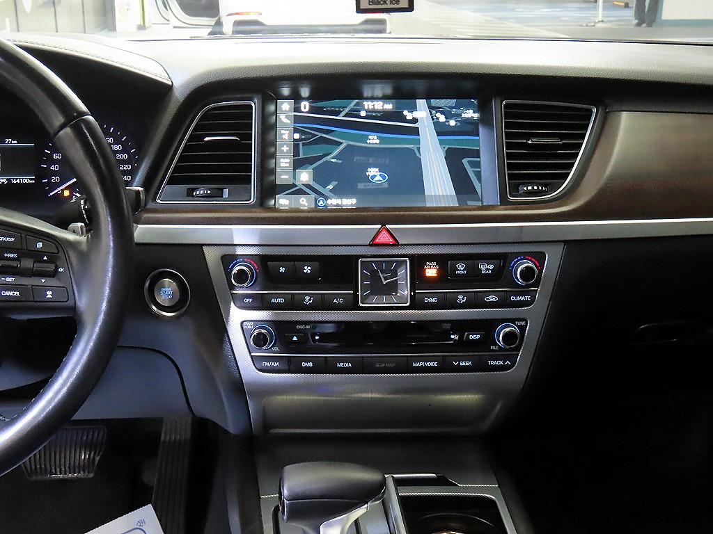 Genesis G80 - Vista 11