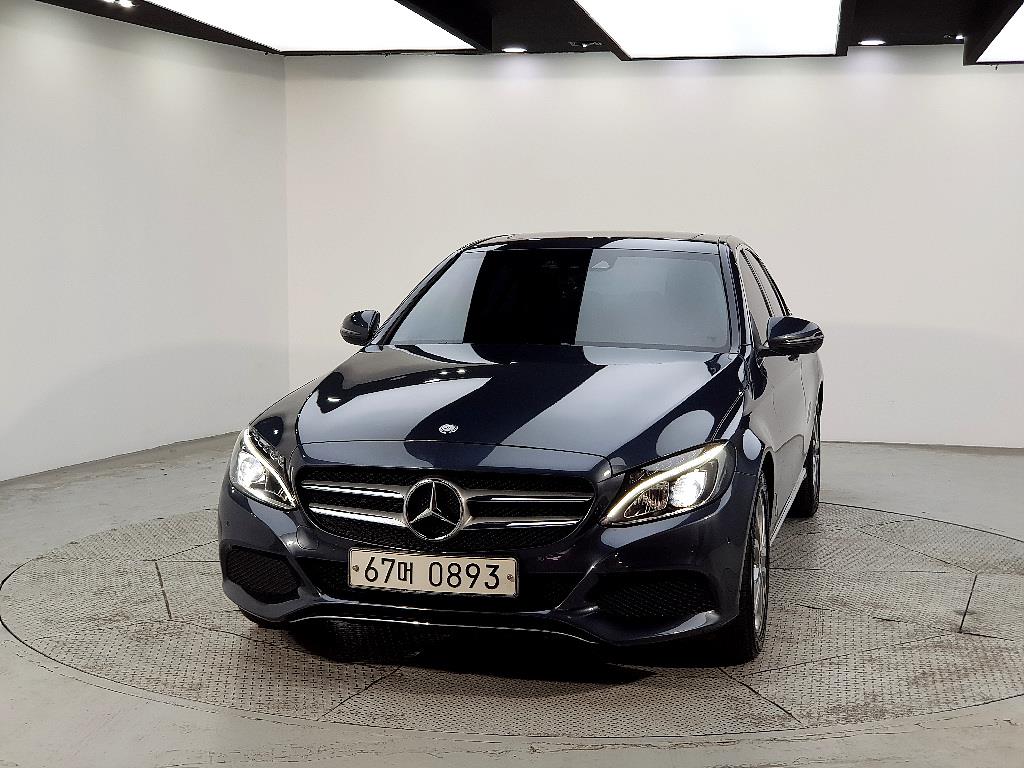 Mercedes Benz C Class - Vista 2