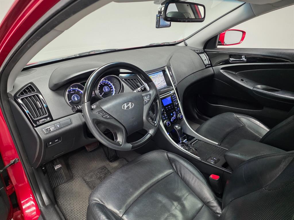 HYUNDAI Sonata - Vista 9