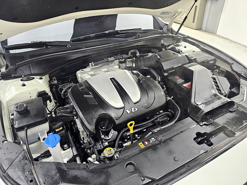 HYUNDAI Grandeur - Vista 6