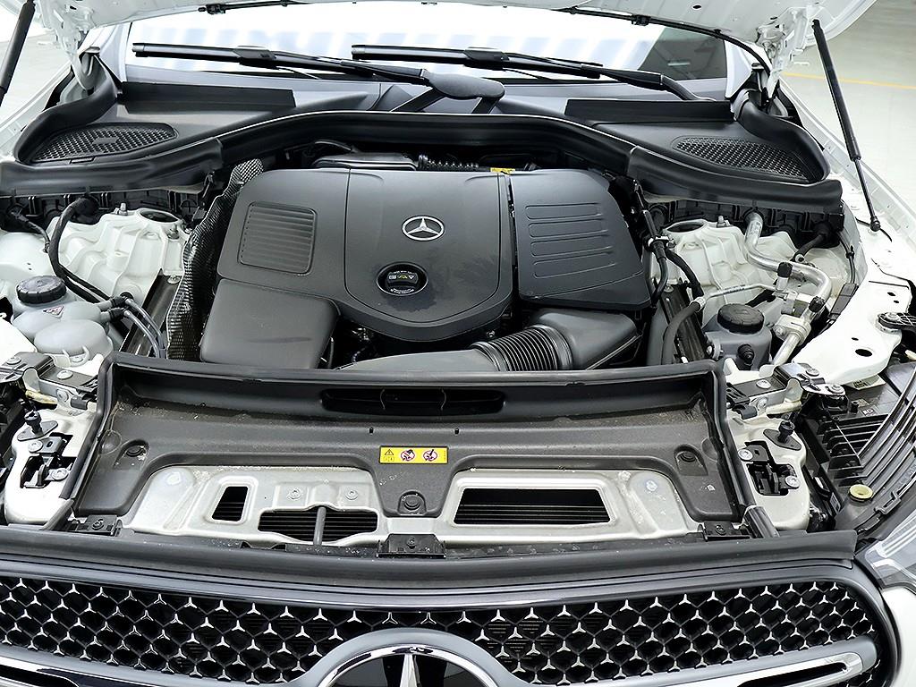 Mercedes Benz GLC Class 2024 Blanco - Importación desde Corea - HF Imports Iquique - Foto 7