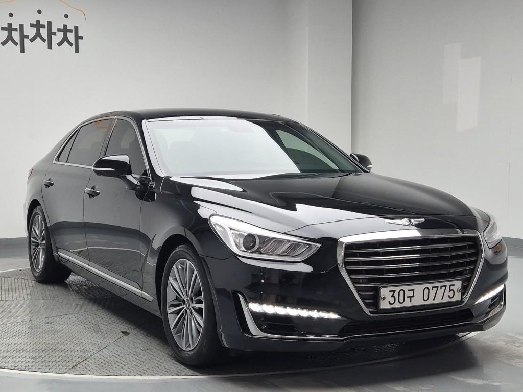 Genesis EQ900 - Vista 4