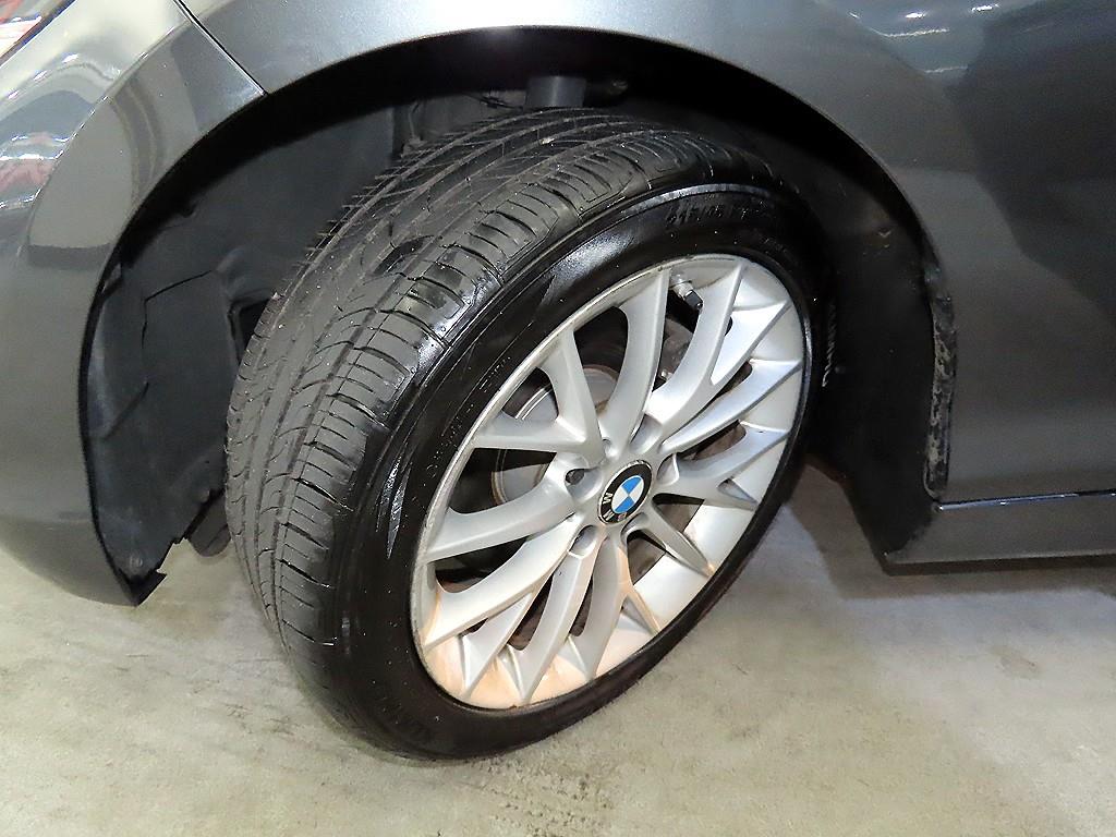 BMW 1 series 2016 Gris - Importación desde Corea - HF Imports Iquique - Foto 19